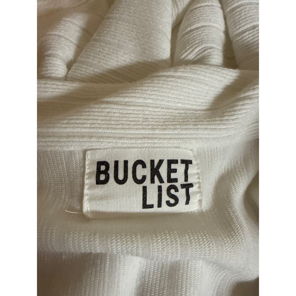 Bucket List Leah Ribbed Button Front Sweater Top Size L White Oversized - Picture 7 of 8